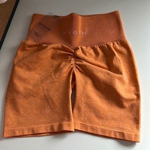 NVGTN Scrunch Shorts